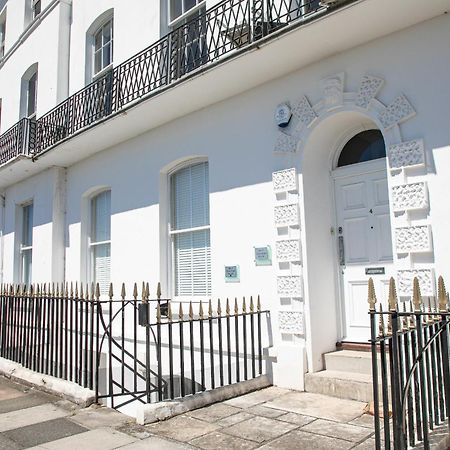 Sovereign House - Close To Harbour With Parking Torquay Buitenkant foto