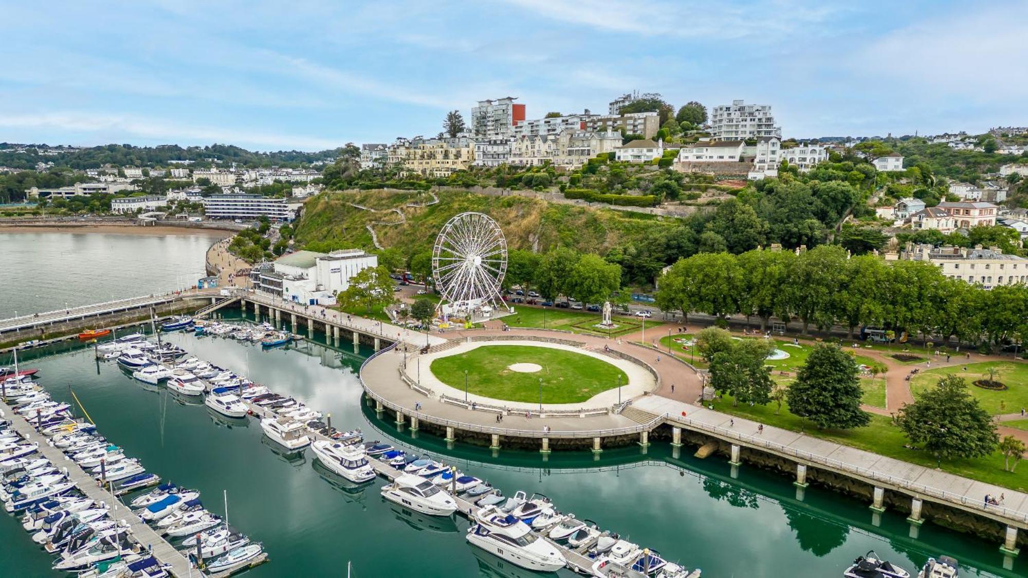 Sovereign House - Close To Harbour With Parking Torquay Buitenkant foto