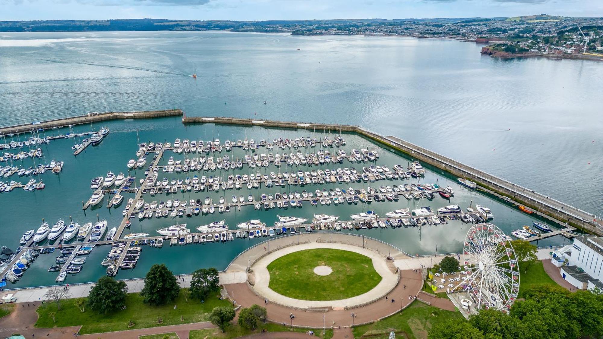 Sovereign House - Close To Harbour With Parking Torquay Buitenkant foto