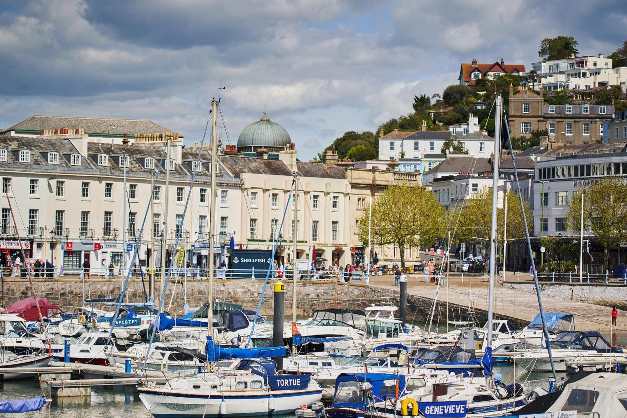 Sovereign House - Close To Harbour With Parking Torquay Buitenkant foto