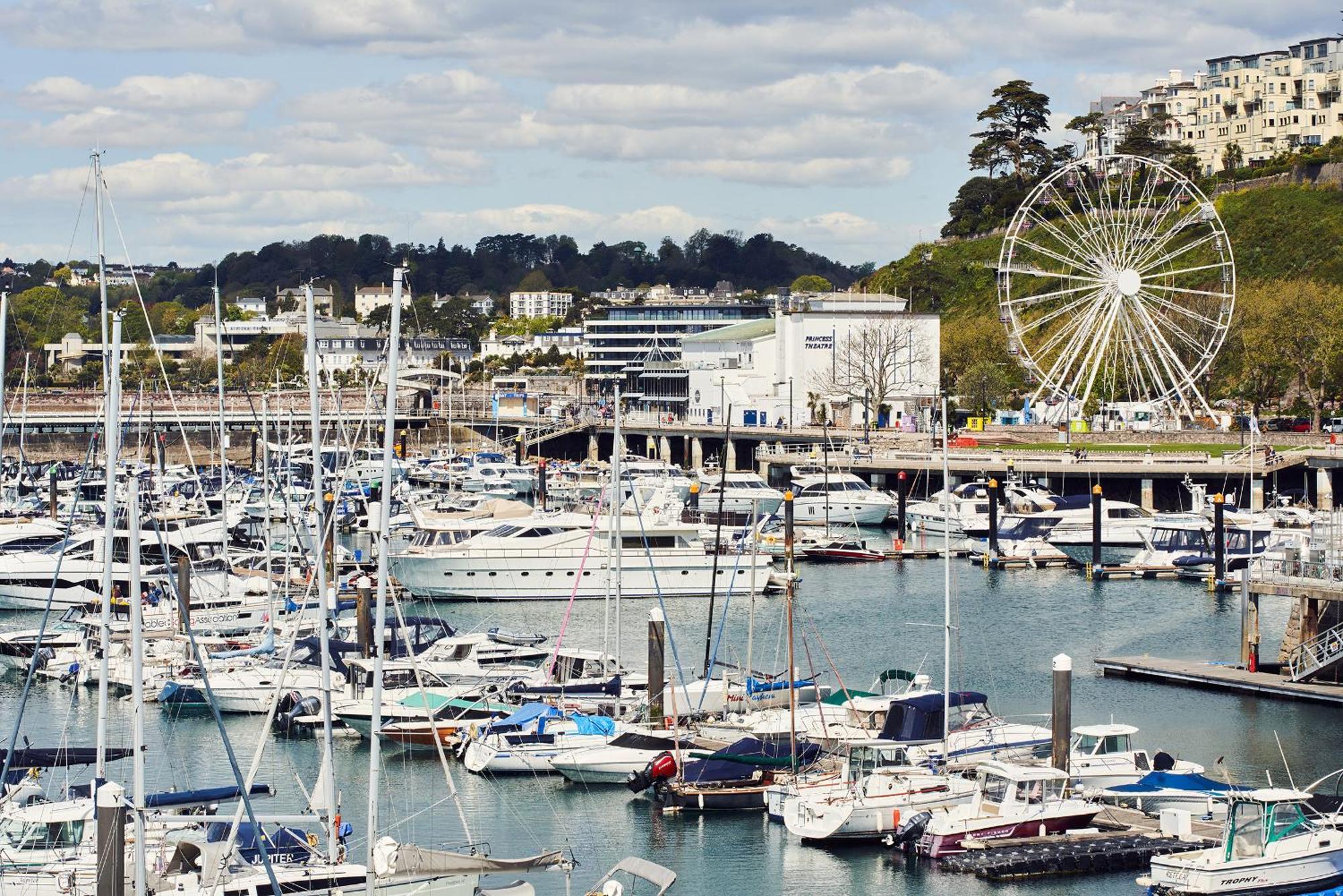 Sovereign House - Close To Harbour With Parking Torquay Buitenkant foto