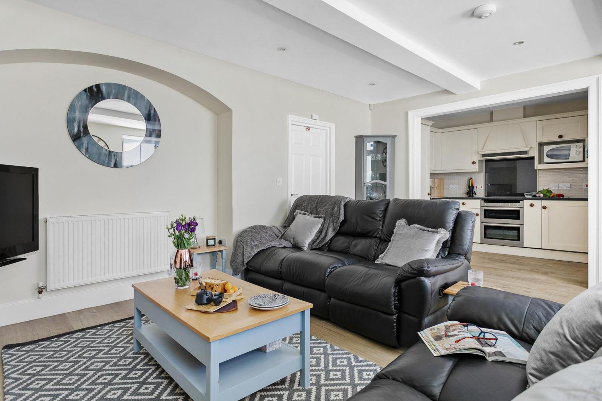 Sovereign House - Close To Harbour With Parking Torquay Buitenkant foto