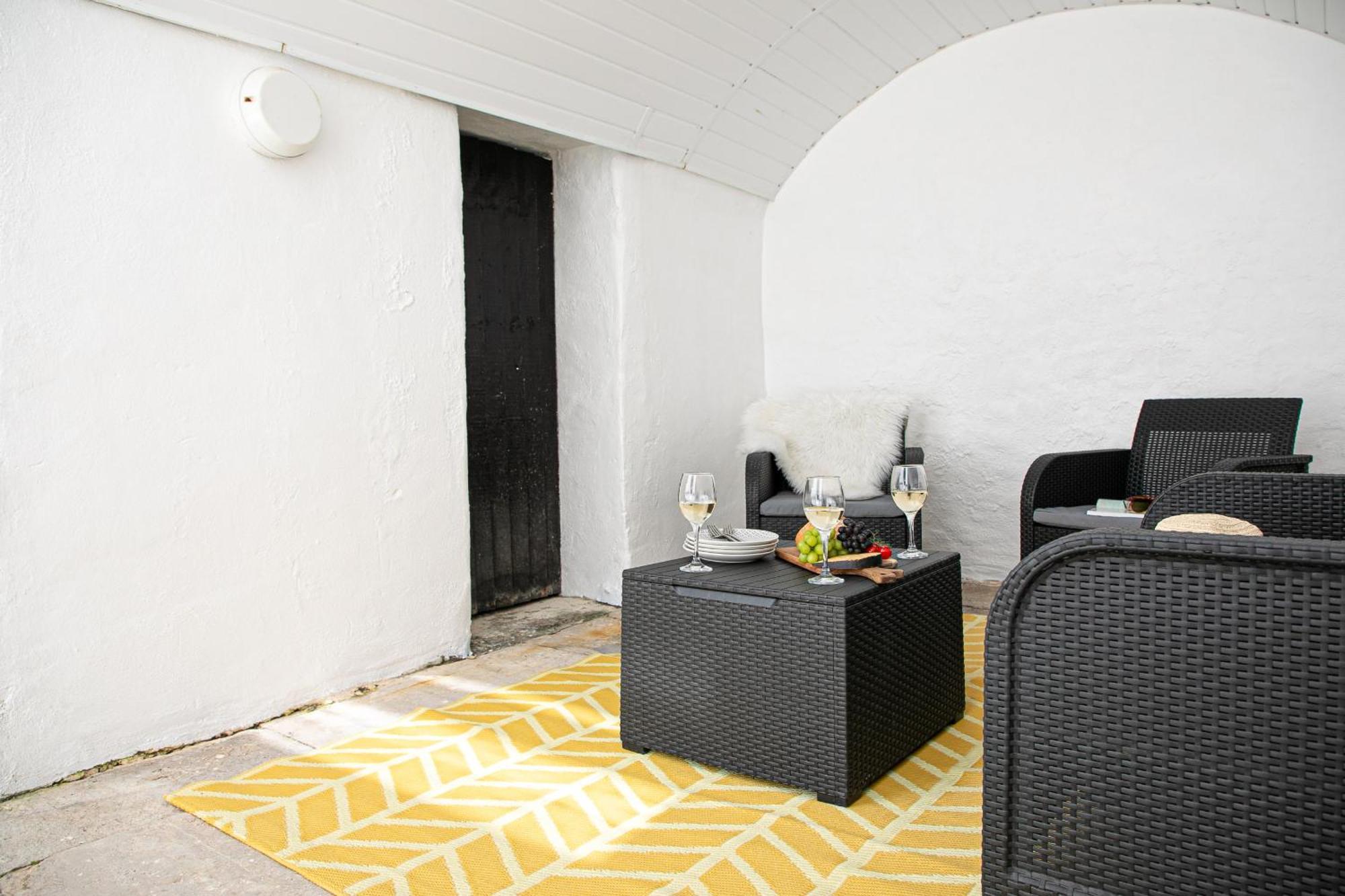 Sovereign House - Close To Harbour With Parking Torquay Buitenkant foto