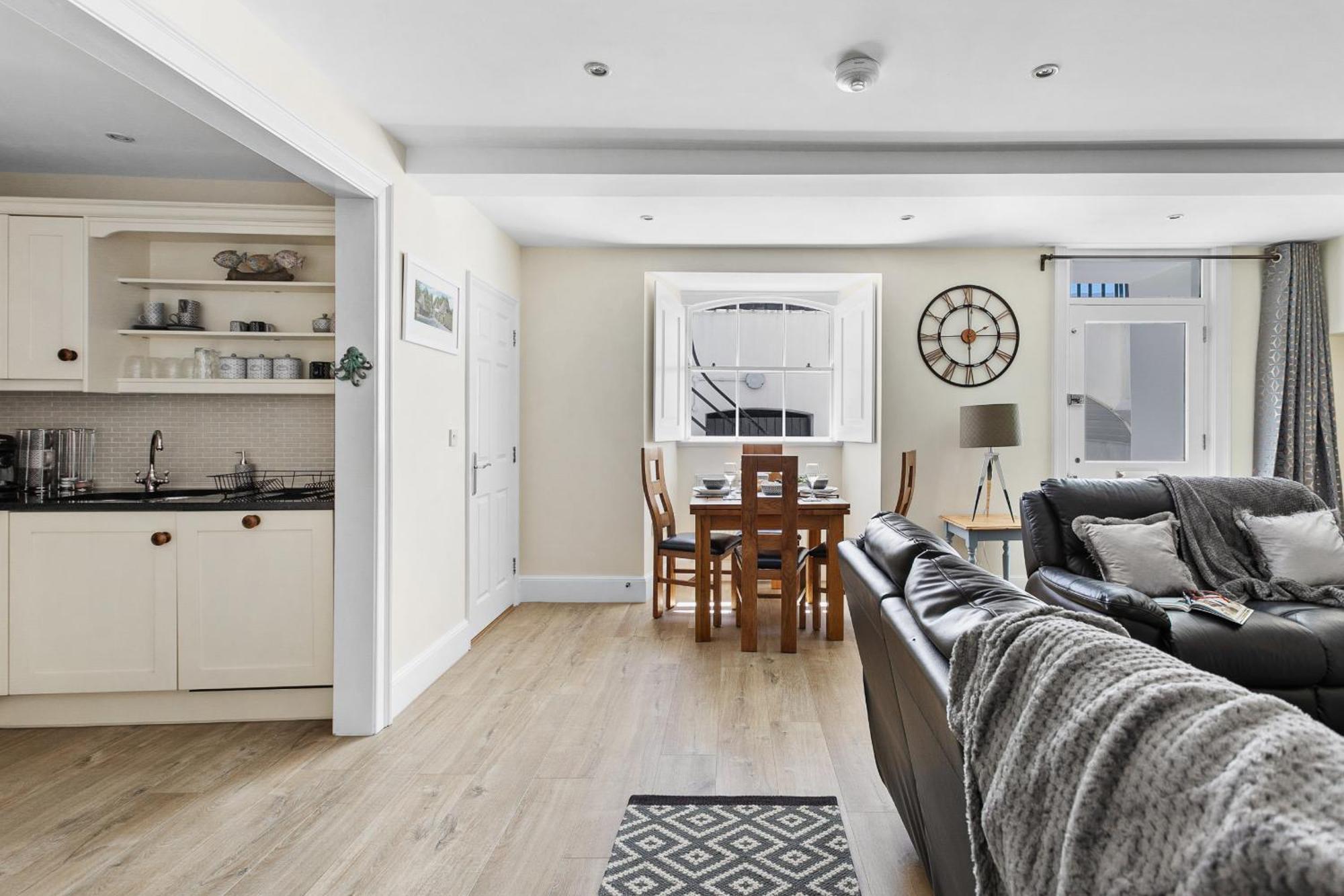 Sovereign House - Close To Harbour With Parking Torquay Buitenkant foto
